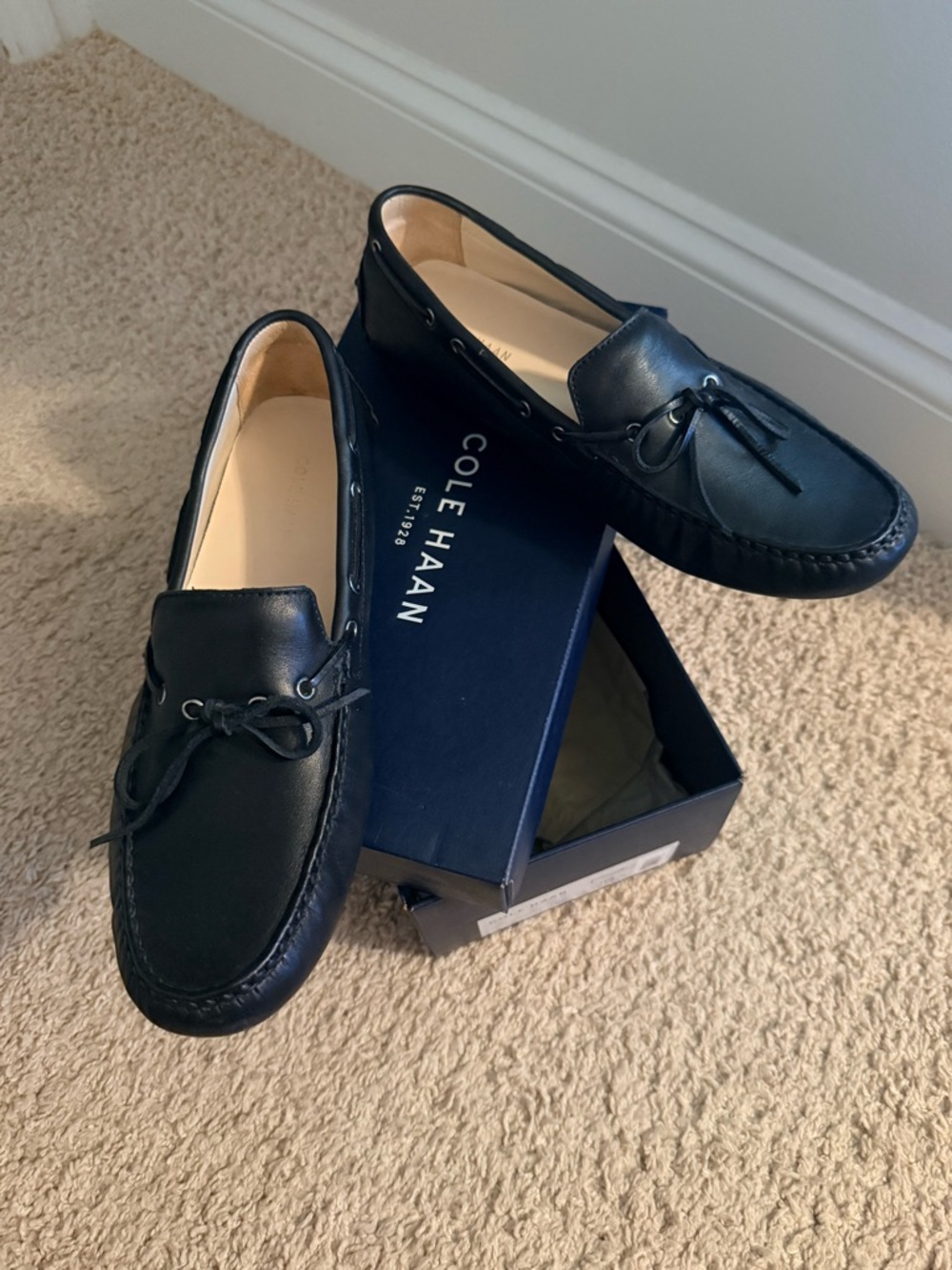 Cole Haan Black Leather Women’s Driving Loafers - Picture 4 of 6